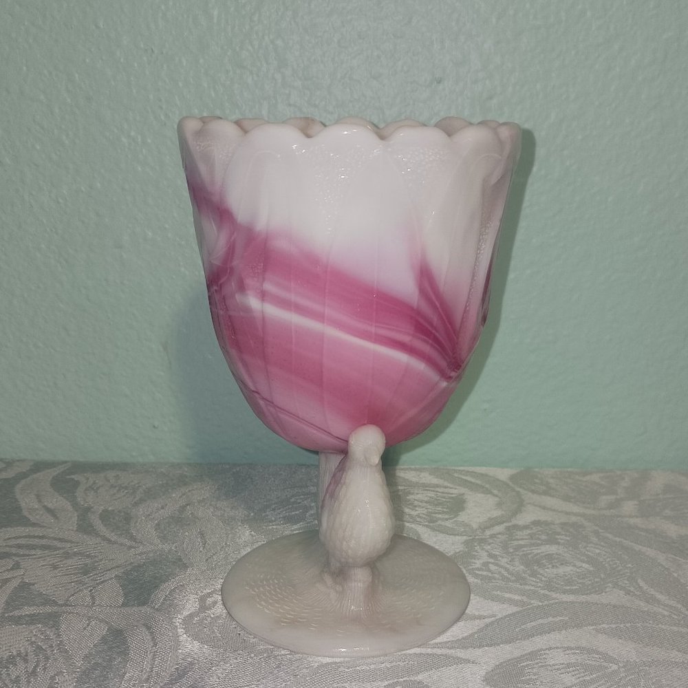 Vintage L.E. Smith Pink Slag Glass Pheasant Vase - Picture 4 of 8
